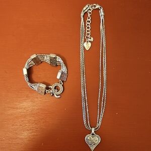 Elegant Silver Heart Necklace and Bracelet Set